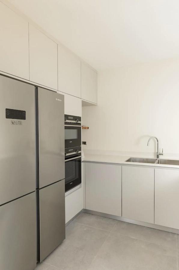 Stylish & Spacious 3 Bedroom Apartment By The Sea Netanya Exterior photo